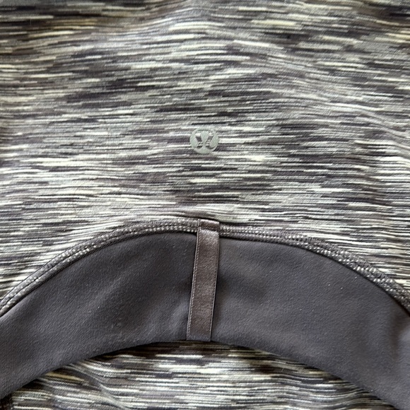 Lululemon zip up jacket size 6 - Picture 7 of 9